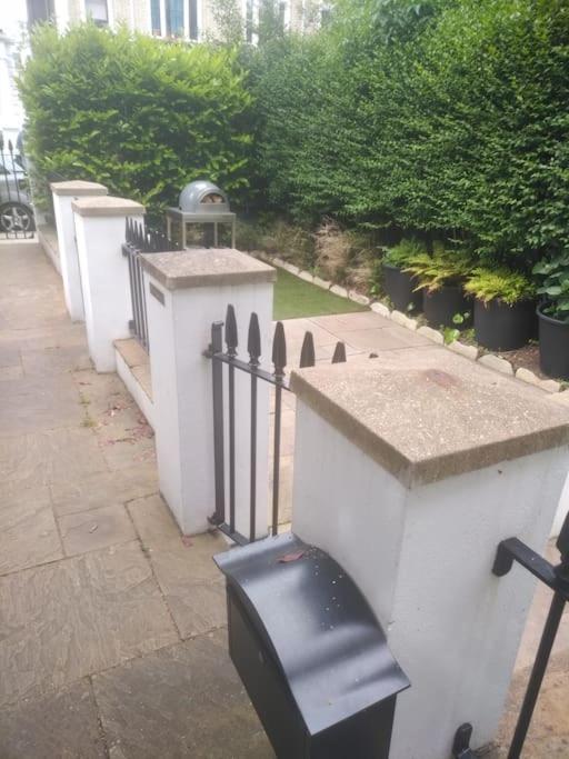 Apartmán Superior 5* Kensington, London Flat + Free Wi-Fi Exteriér fotografie