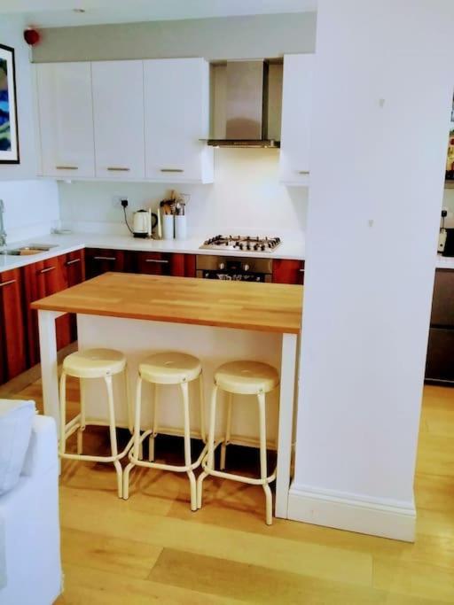 Apartmán Superior 5* Kensington, London Flat + Free Wi-Fi Exteriér fotografie