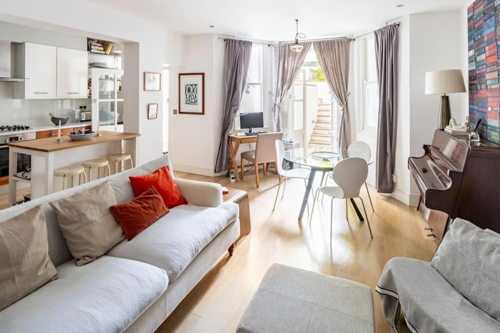 Apartmán Superior 5* Kensington, London Flat + Free Wi-Fi Exteriér fotografie